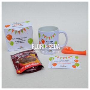 Aniversário Funcionário Kit Caneca Personalizada.